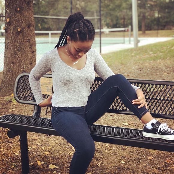 Me to you Pacsun cropped frayed sweater size S - Picture 3 of 3